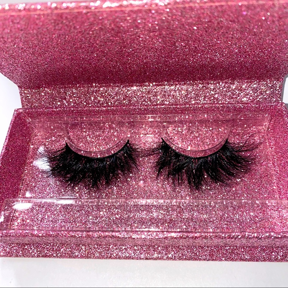 Dolly 25MM Mink Lashes